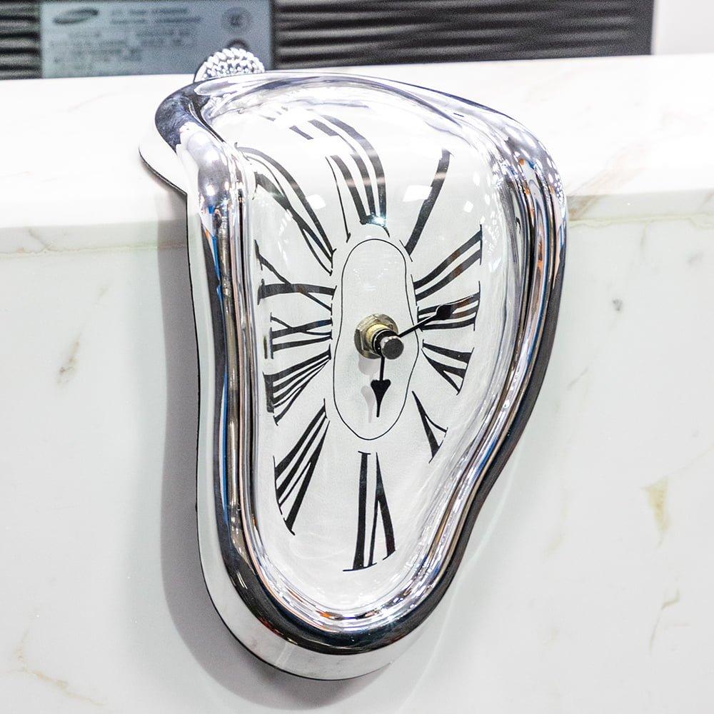 œuvre d'art de Salvador Dali,Sculpture (montre) "Profil du temps"